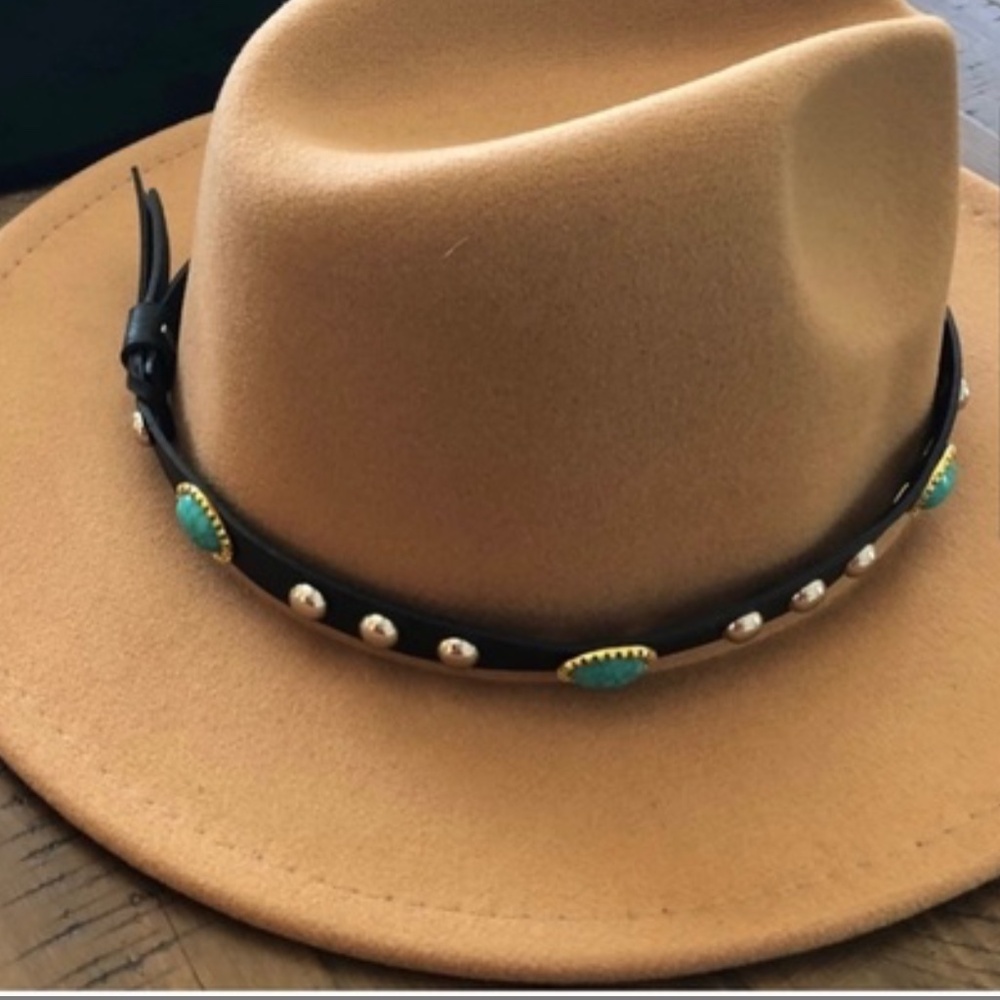 Ryder Brim Hat with strap and turquoise details in Camel NWT - Picture 6 of 7